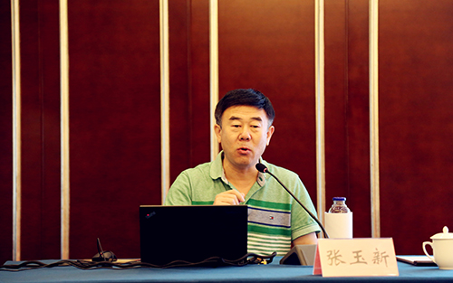 吉林省教育学院张玉新教授河南省基础教育教研室理科室窦兴明主任在接下